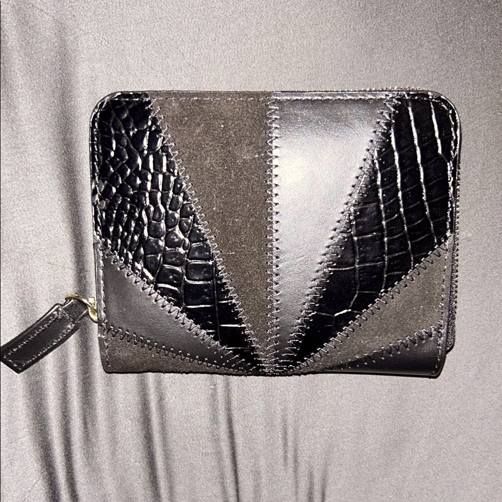 Sezane black wallet